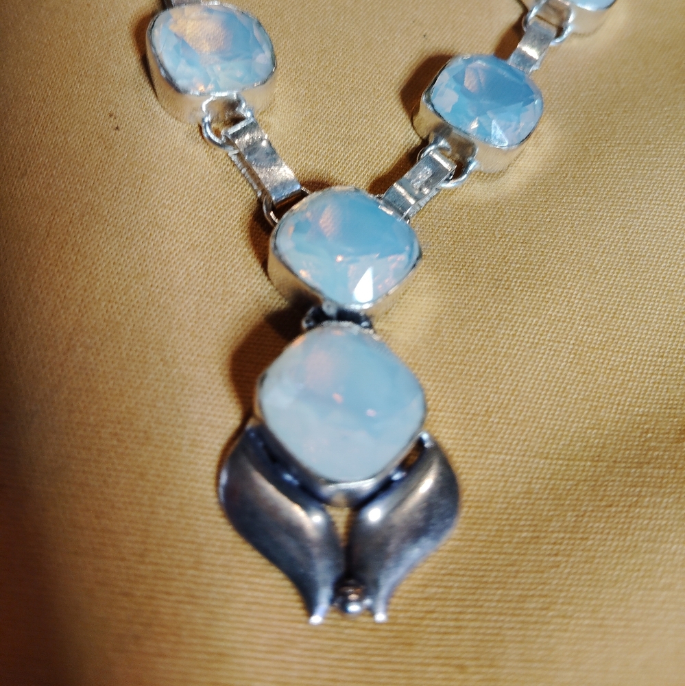 GORGEOUS  MOONSTONE, BALI STERLING.19" INCH NECKLACE WITH S-CLOSURE. - Picture 5 of 8